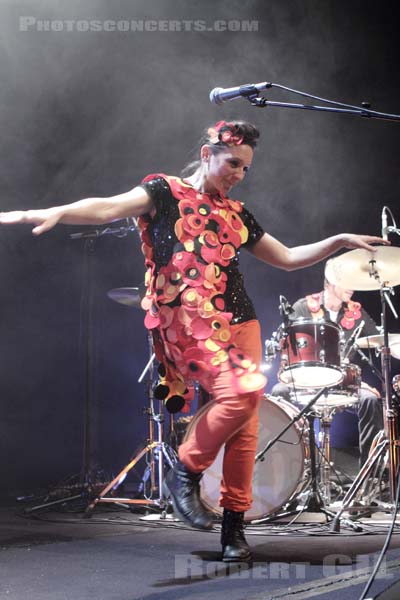 MY BRIGHTEST DIAMOND - 2011-11-29 - PARIS - Cafe de la Danse - Shara Worden